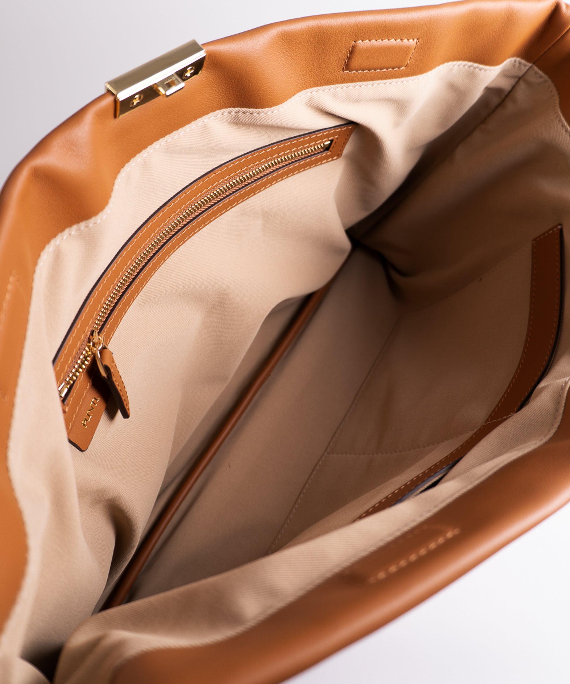 GRAFT-TOTE / P-012