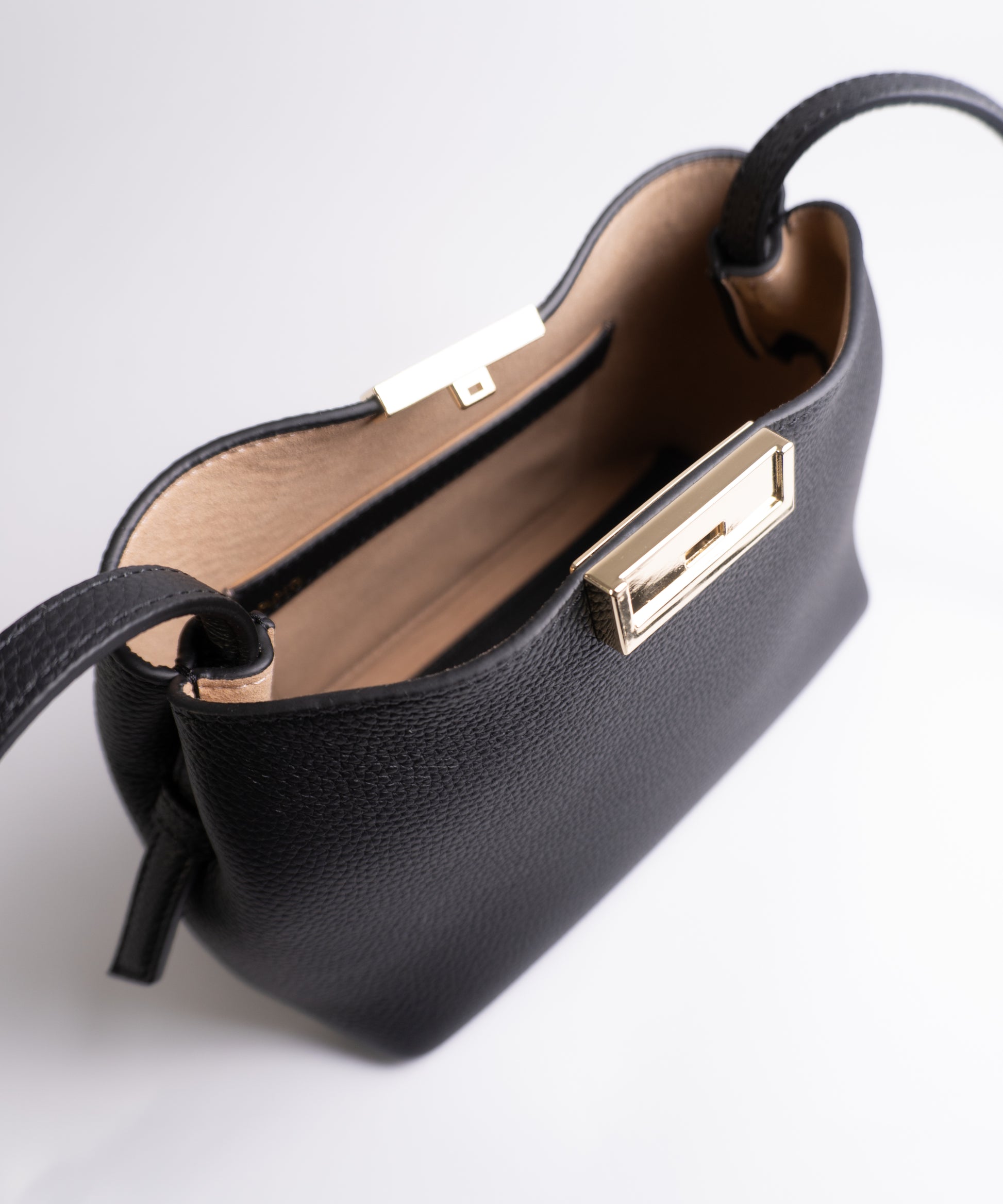 MAGNOLIA-SHLD / P-010